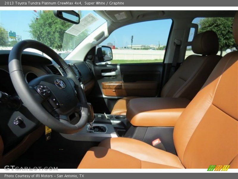 Super White / Graphite 2013 Toyota Tundra Platinum CrewMax 4x4