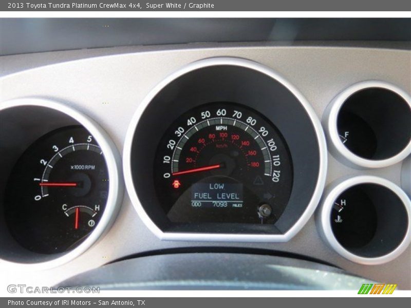 Super White / Graphite 2013 Toyota Tundra Platinum CrewMax 4x4