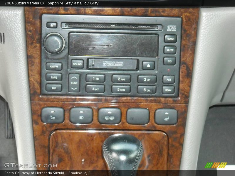 Sapphire Gray Metallic / Gray 2004 Suzuki Verona EX