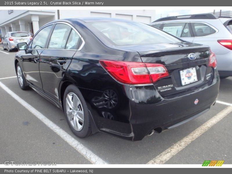 Crystal Black Silica / Warm Ivory 2015 Subaru Legacy 2.5i