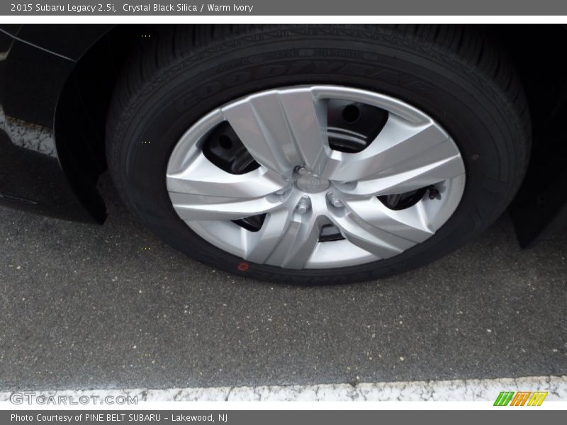 Crystal Black Silica / Warm Ivory 2015 Subaru Legacy 2.5i