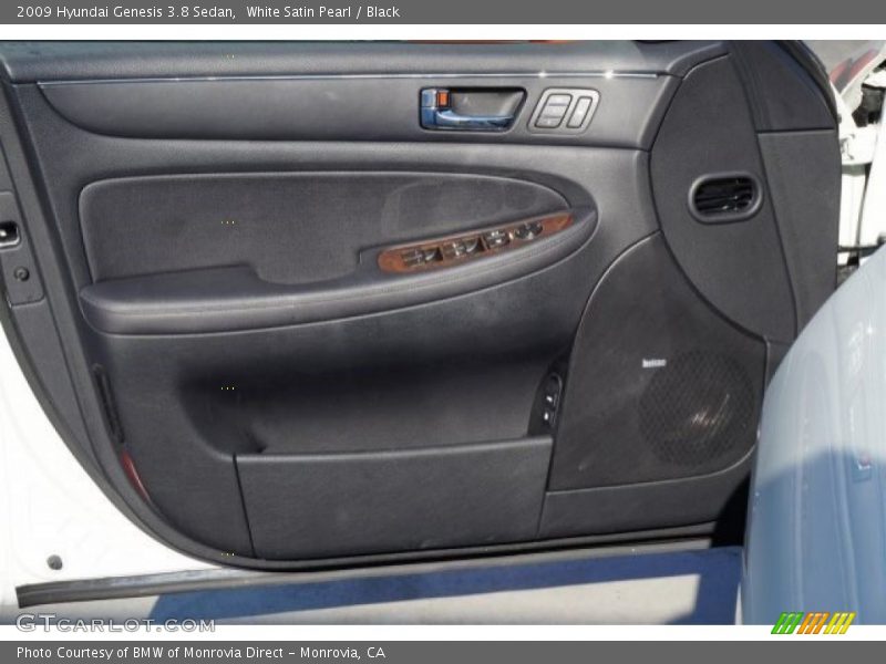 White Satin Pearl / Black 2009 Hyundai Genesis 3.8 Sedan