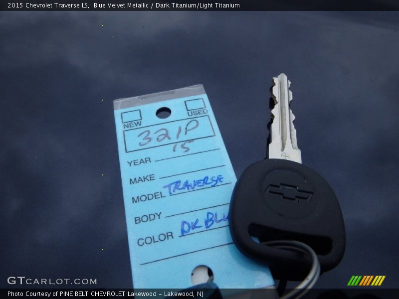Blue Velvet Metallic / Dark Titanium/Light Titanium 2015 Chevrolet Traverse LS