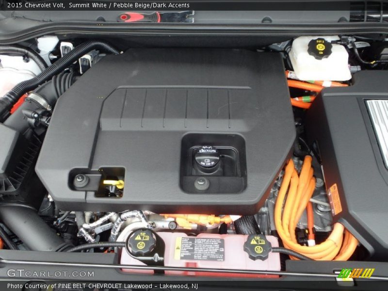 Summit White / Pebble Beige/Dark Accents 2015 Chevrolet Volt