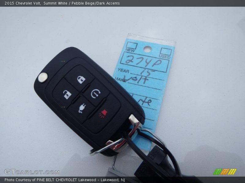 Summit White / Pebble Beige/Dark Accents 2015 Chevrolet Volt