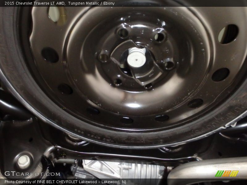 Tungsten Metallic / Ebony 2015 Chevrolet Traverse LT AWD