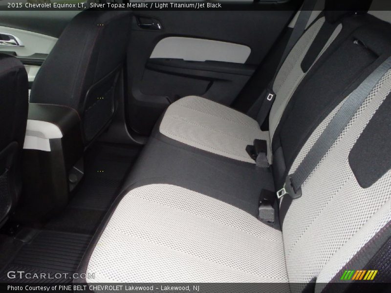 Silver Topaz Metallic / Light Titanium/Jet Black 2015 Chevrolet Equinox LT