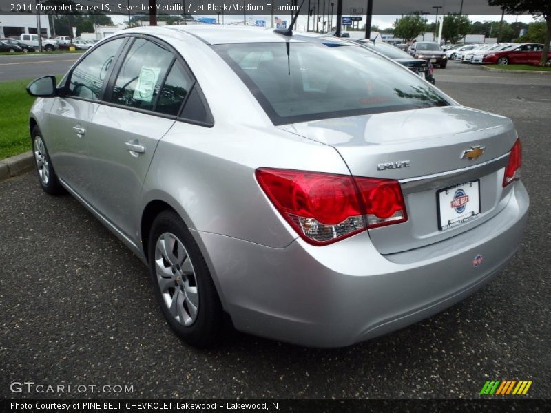 Silver Ice Metallic / Jet Black/Medium Titanium 2014 Chevrolet Cruze LS