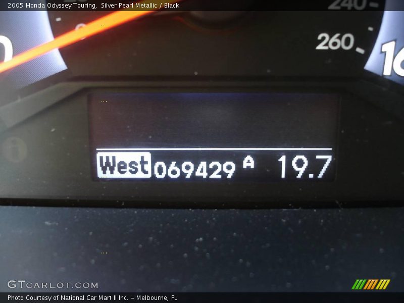 Silver Pearl Metallic / Black 2005 Honda Odyssey Touring