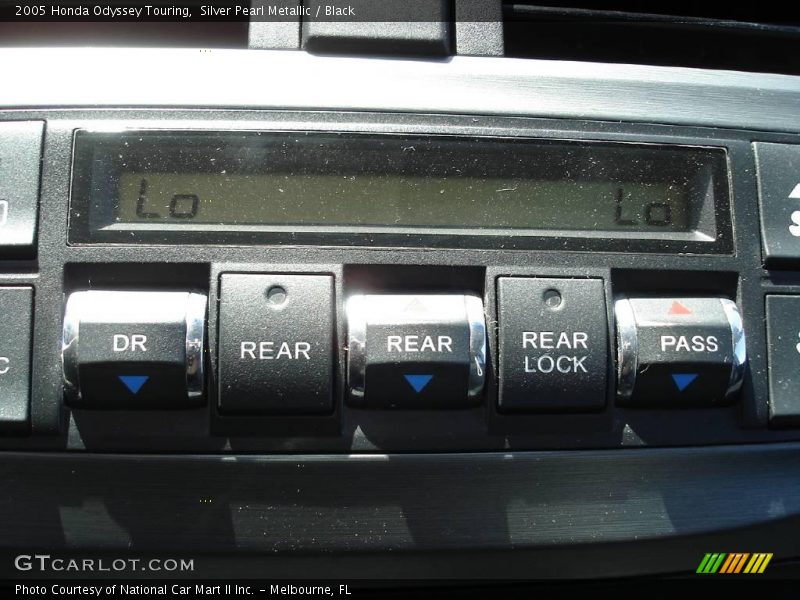 Silver Pearl Metallic / Black 2005 Honda Odyssey Touring