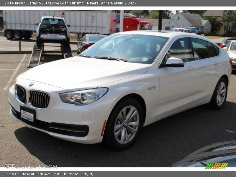 Mineral White Metallic / Black 2014 BMW 5 Series 535i xDrive Gran Turismo
