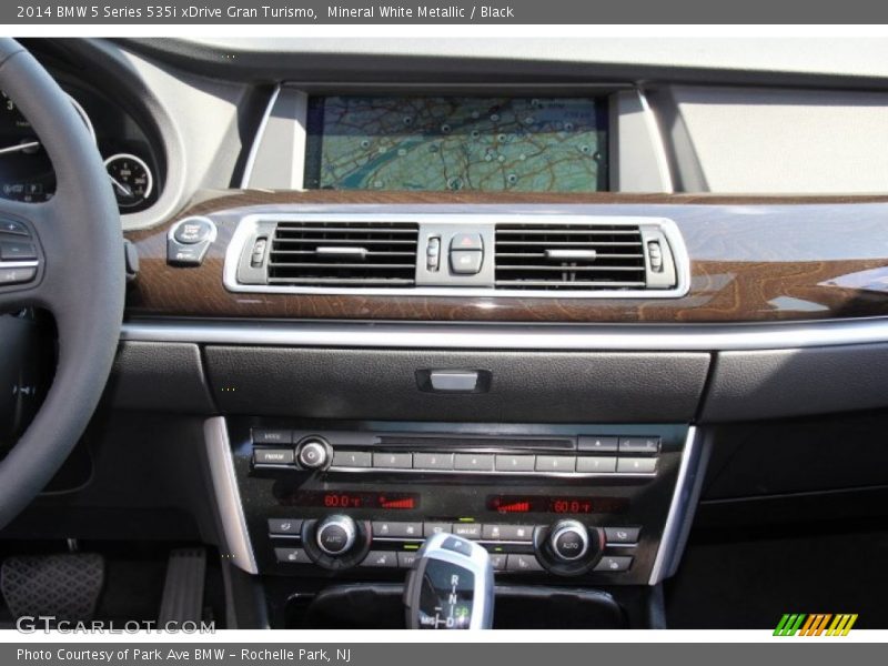 Mineral White Metallic / Black 2014 BMW 5 Series 535i xDrive Gran Turismo