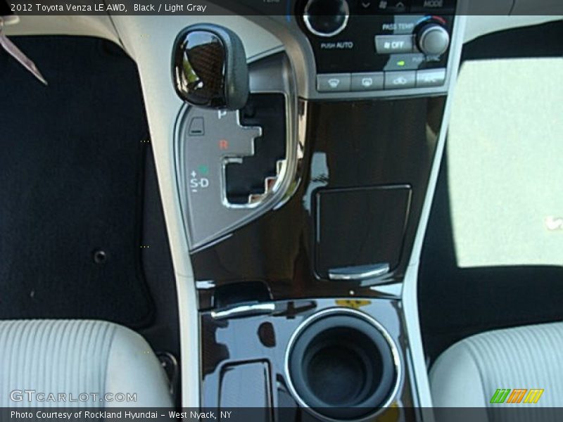 Black / Light Gray 2012 Toyota Venza LE AWD