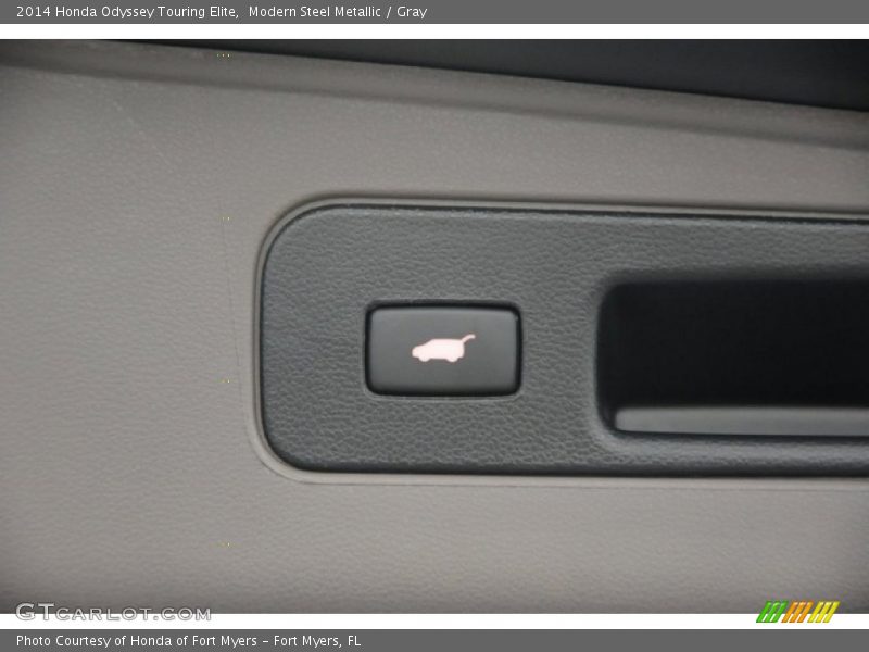 Modern Steel Metallic / Gray 2014 Honda Odyssey Touring Elite