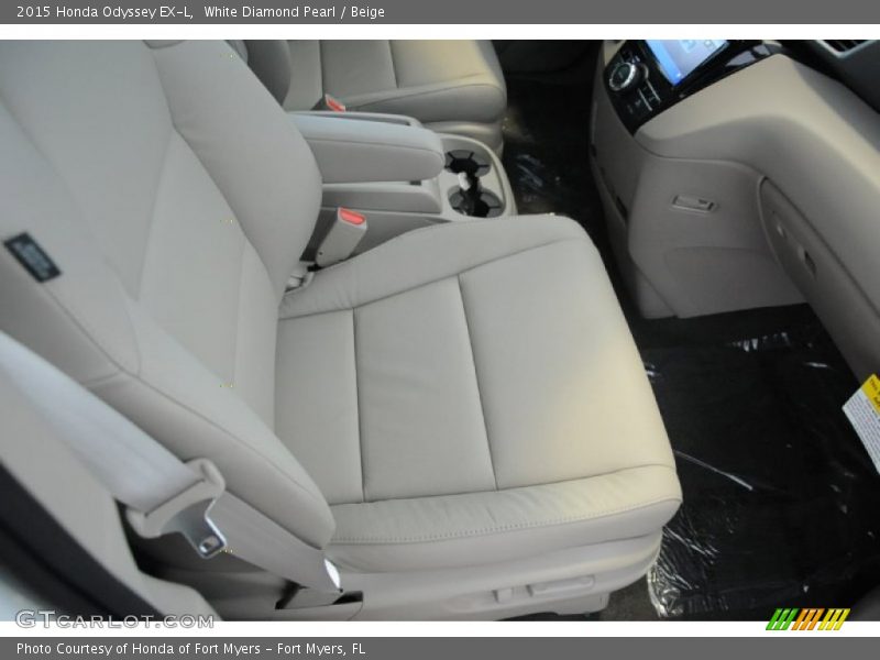 White Diamond Pearl / Beige 2015 Honda Odyssey EX-L