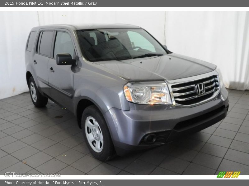 Modern Steel Metallic / Gray 2015 Honda Pilot LX