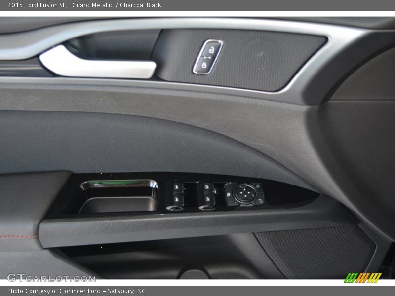 Guard Metallic / Charcoal Black 2015 Ford Fusion SE