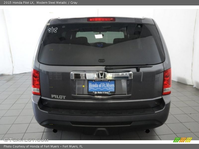 Modern Steel Metallic / Gray 2015 Honda Pilot LX