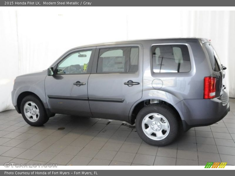 Modern Steel Metallic / Gray 2015 Honda Pilot LX