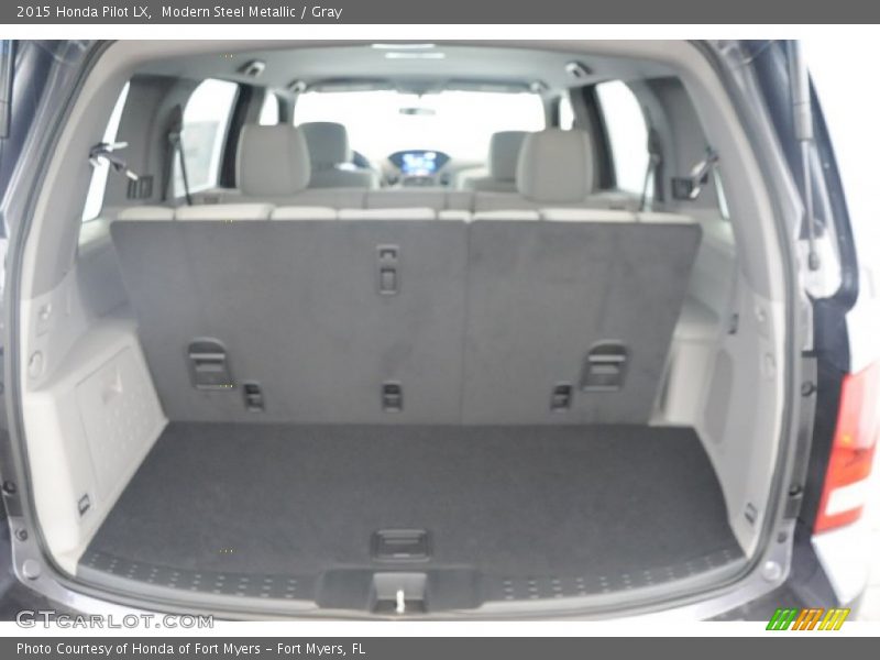 Modern Steel Metallic / Gray 2015 Honda Pilot LX