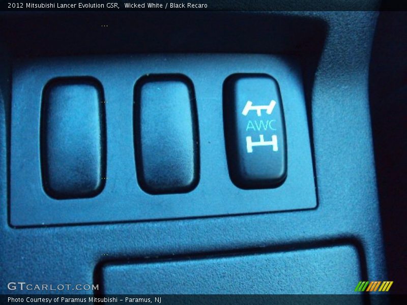 Wicked White / Black Recaro 2012 Mitsubishi Lancer Evolution GSR