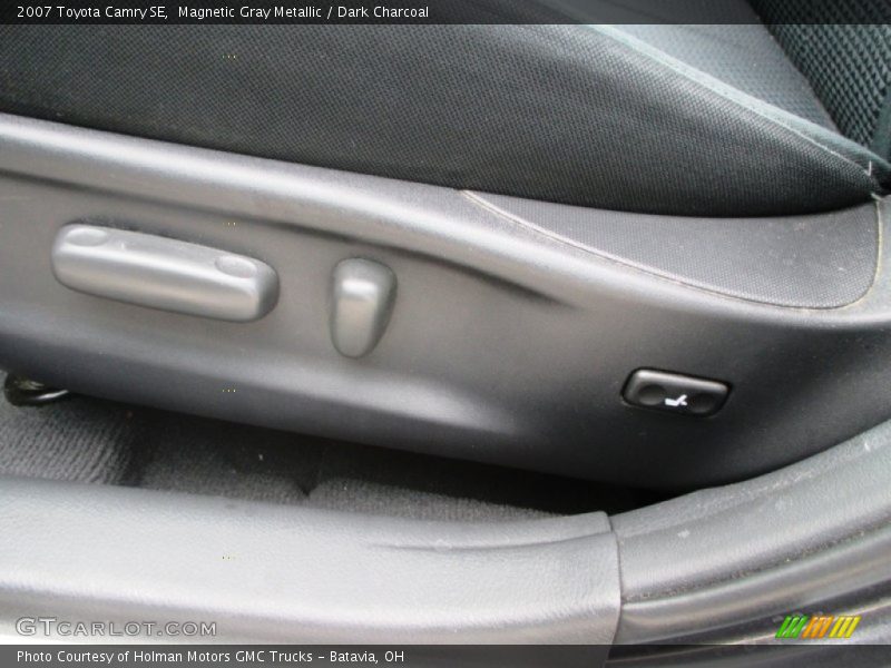 Magnetic Gray Metallic / Dark Charcoal 2007 Toyota Camry SE
