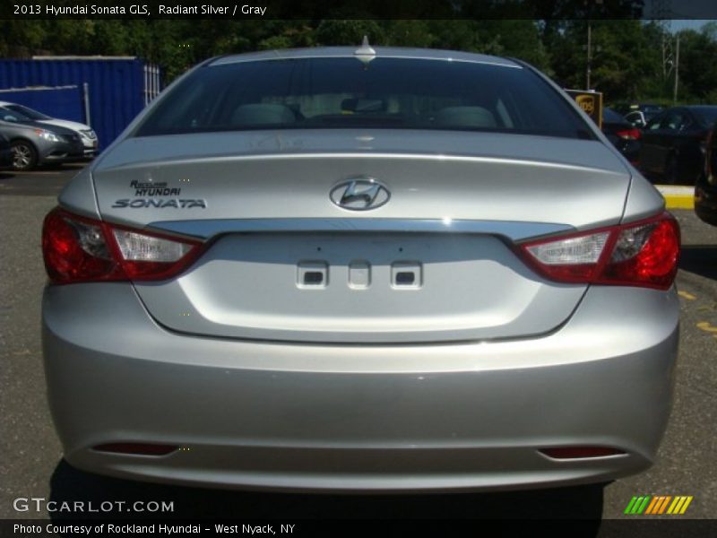 Radiant Silver / Gray 2013 Hyundai Sonata GLS
