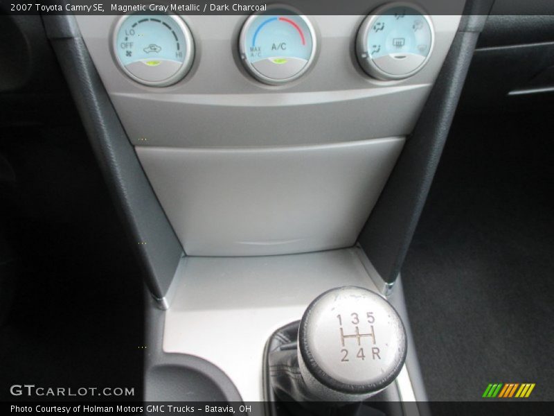 Magnetic Gray Metallic / Dark Charcoal 2007 Toyota Camry SE