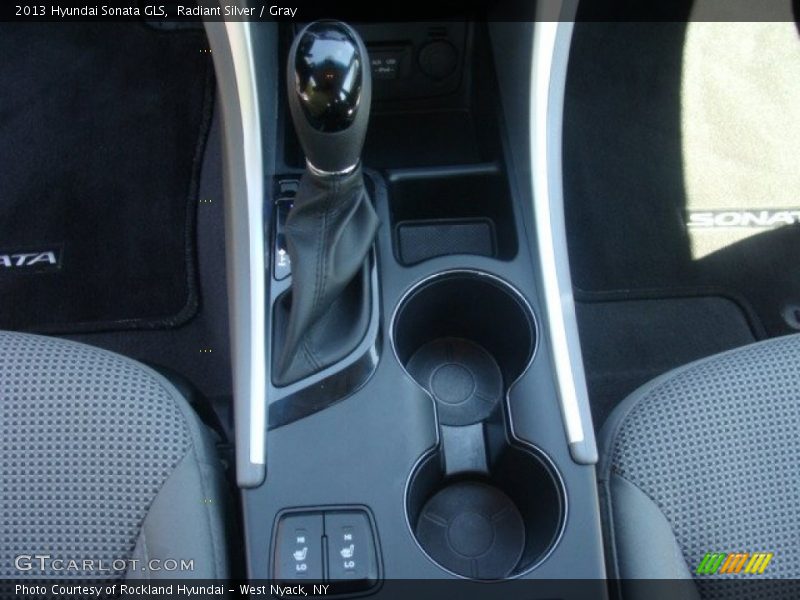 Radiant Silver / Gray 2013 Hyundai Sonata GLS