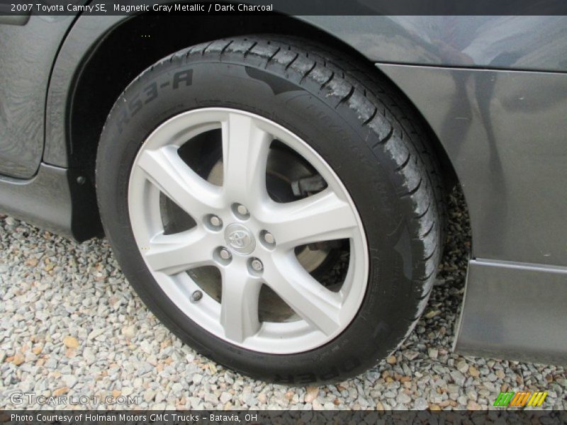 Magnetic Gray Metallic / Dark Charcoal 2007 Toyota Camry SE