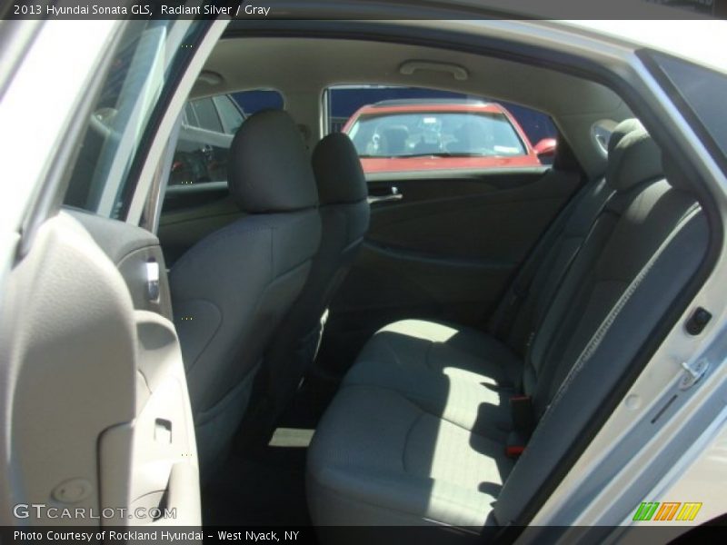 Radiant Silver / Gray 2013 Hyundai Sonata GLS