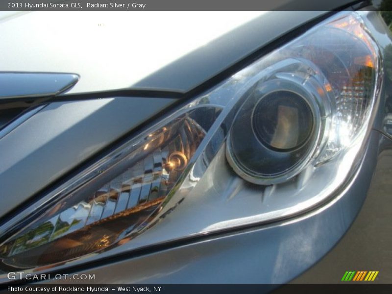 Radiant Silver / Gray 2013 Hyundai Sonata GLS