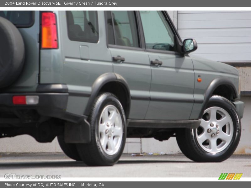Giverny Green / Tundra Grey 2004 Land Rover Discovery SE