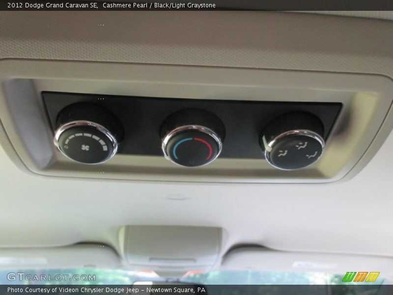 Cashmere Pearl / Black/Light Graystone 2012 Dodge Grand Caravan SE