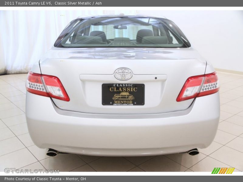 Classic Silver Metallic / Ash 2011 Toyota Camry LE V6