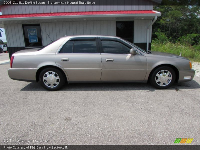 Bronzemist / Neutral Shale Beige 2003 Cadillac DeVille Sedan