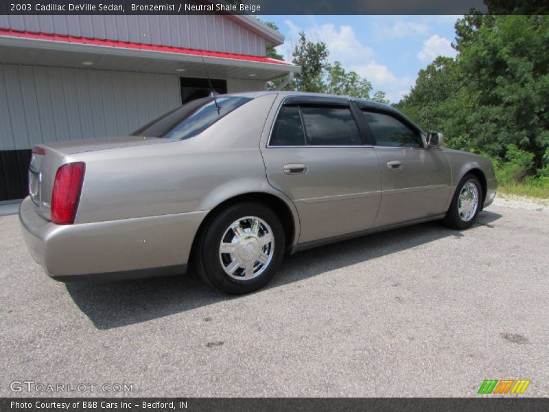 Bronzemist / Neutral Shale Beige 2003 Cadillac DeVille Sedan