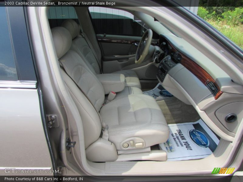Bronzemist / Neutral Shale Beige 2003 Cadillac DeVille Sedan