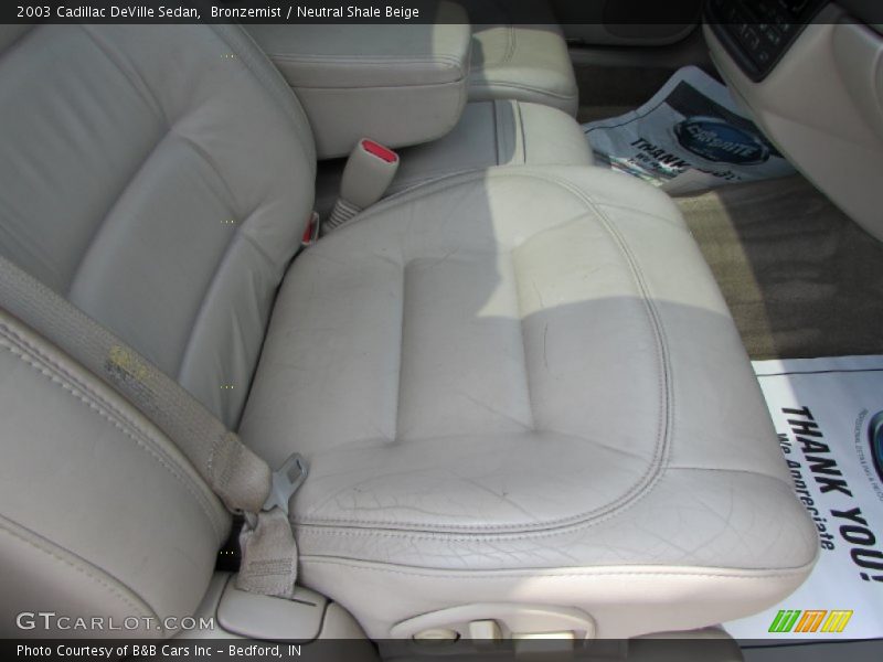 Bronzemist / Neutral Shale Beige 2003 Cadillac DeVille Sedan