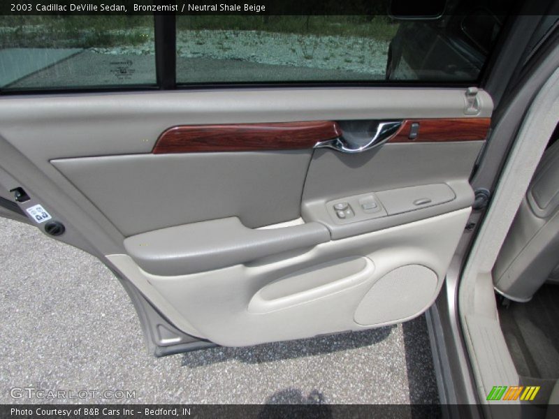 Bronzemist / Neutral Shale Beige 2003 Cadillac DeVille Sedan