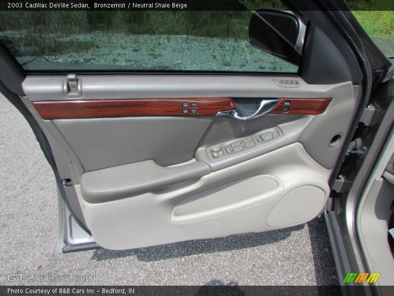 Bronzemist / Neutral Shale Beige 2003 Cadillac DeVille Sedan