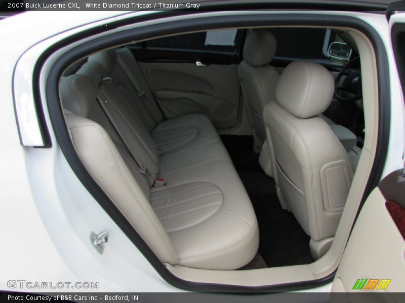 White Diamond Tricoat / Titanium Gray 2007 Buick Lucerne CXL