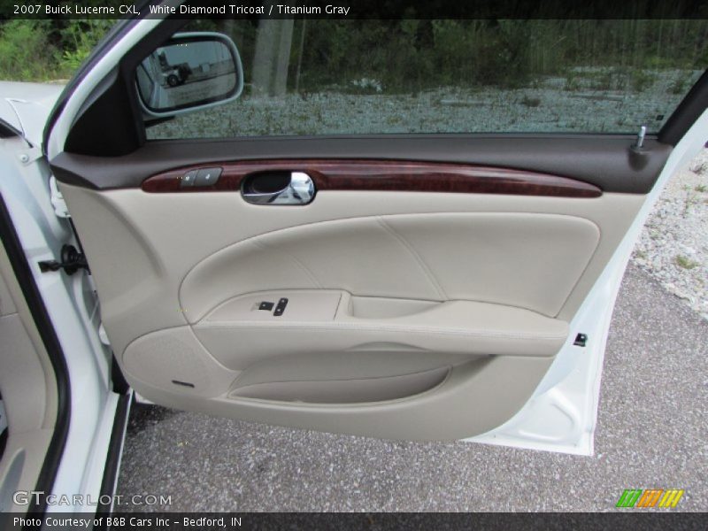 White Diamond Tricoat / Titanium Gray 2007 Buick Lucerne CXL