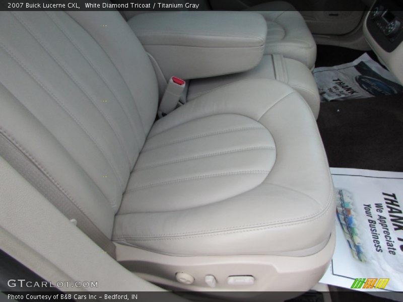 White Diamond Tricoat / Titanium Gray 2007 Buick Lucerne CXL