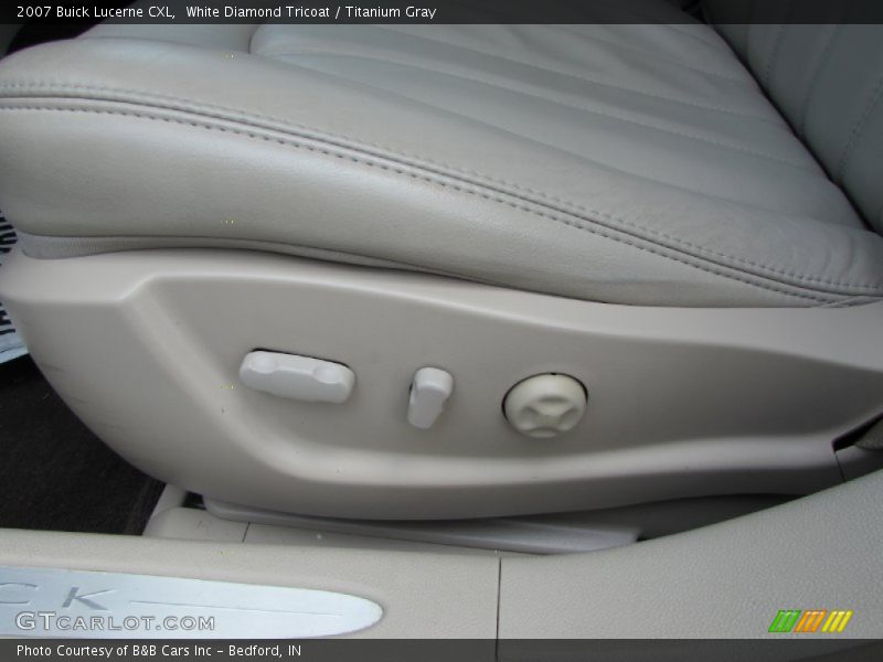 White Diamond Tricoat / Titanium Gray 2007 Buick Lucerne CXL