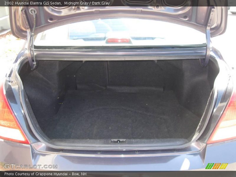 Midnight Gray / Dark Gray 2002 Hyundai Elantra GLS Sedan