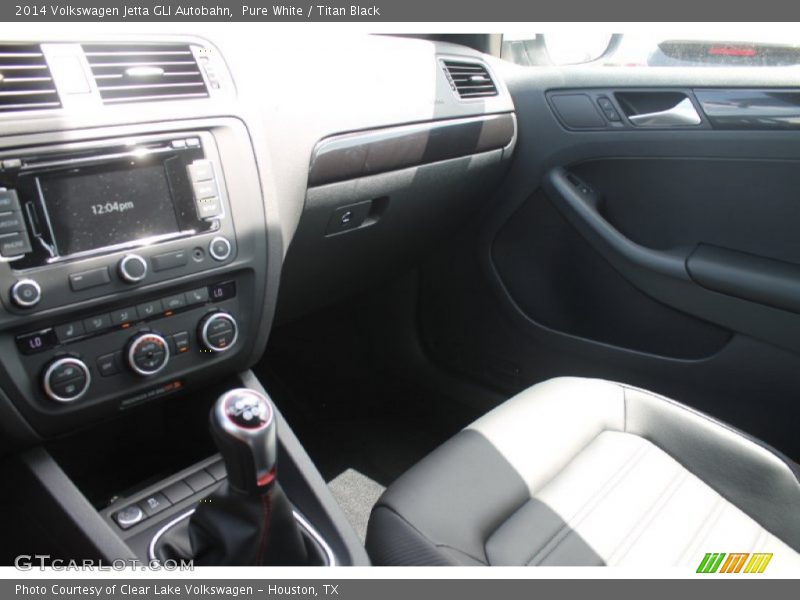 Pure White / Titan Black 2014 Volkswagen Jetta GLI Autobahn