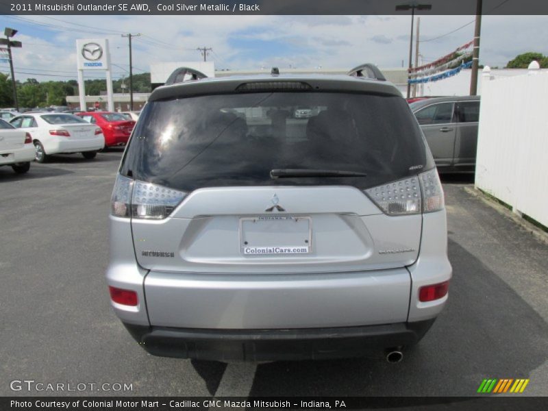 Cool Silver Metallic / Black 2011 Mitsubishi Outlander SE AWD