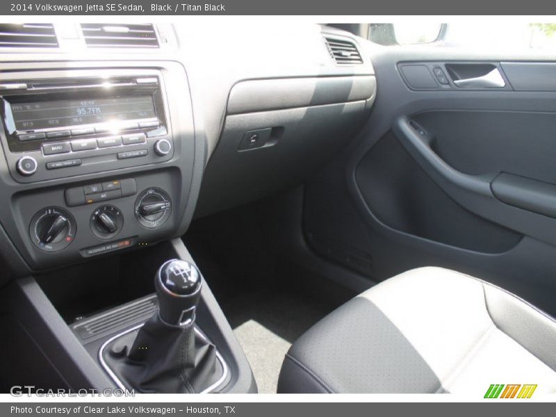 Black / Titan Black 2014 Volkswagen Jetta SE Sedan