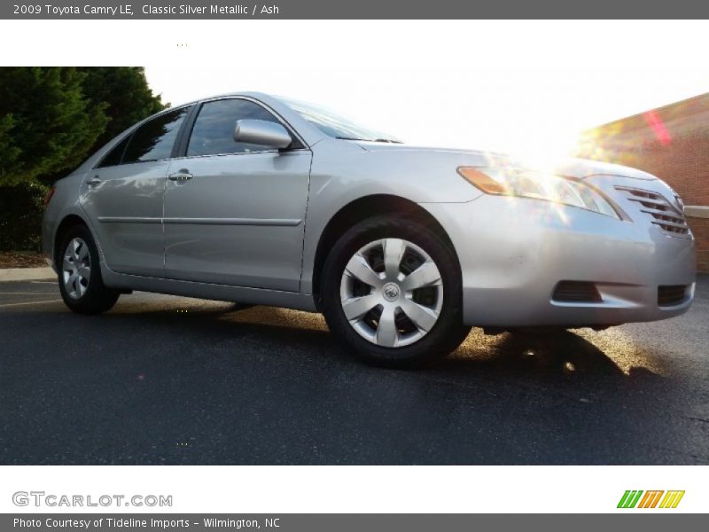 Classic Silver Metallic / Ash 2009 Toyota Camry LE